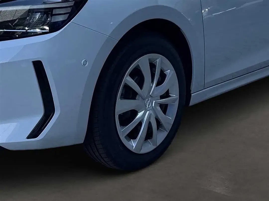 Opel Corsa Hybrid Edition - Thumbnail 8