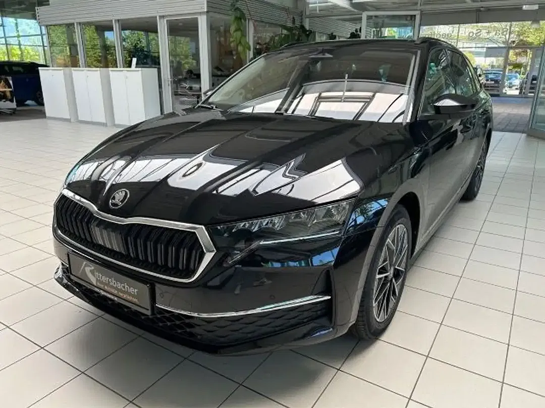 Skoda Octavia 1.5 TSI MHEV Combi - foto 2