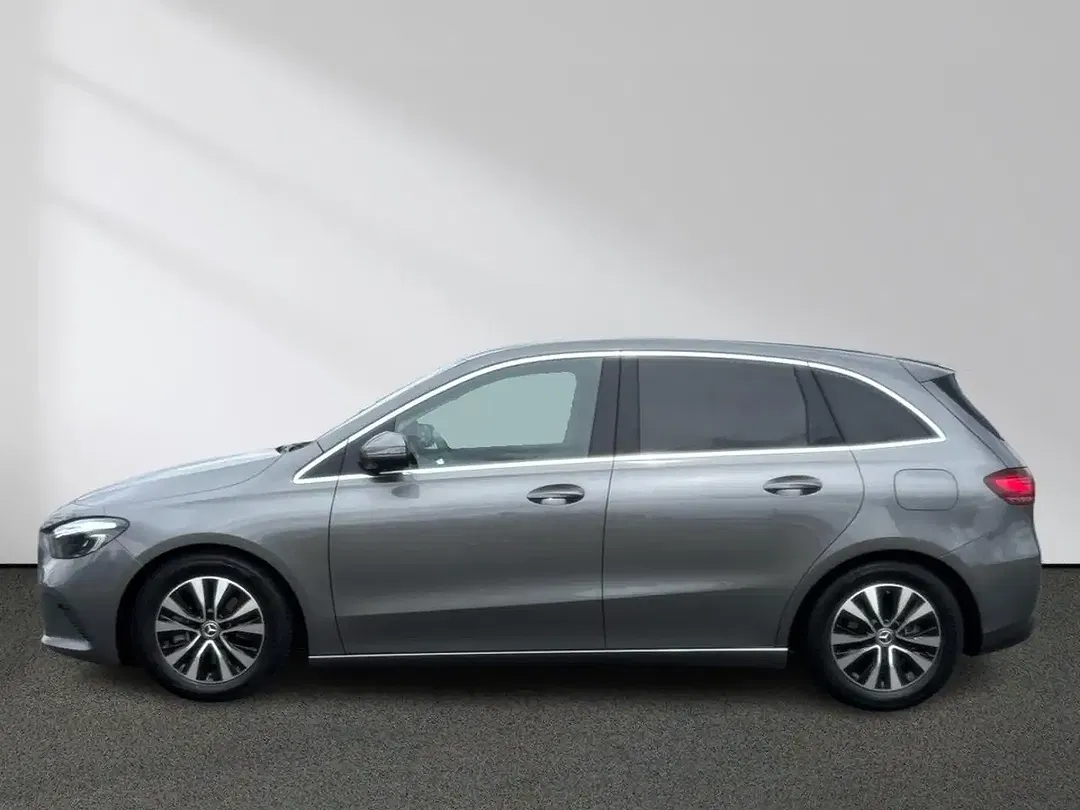Mercedes-Benz B 200 - Thumbnail 2