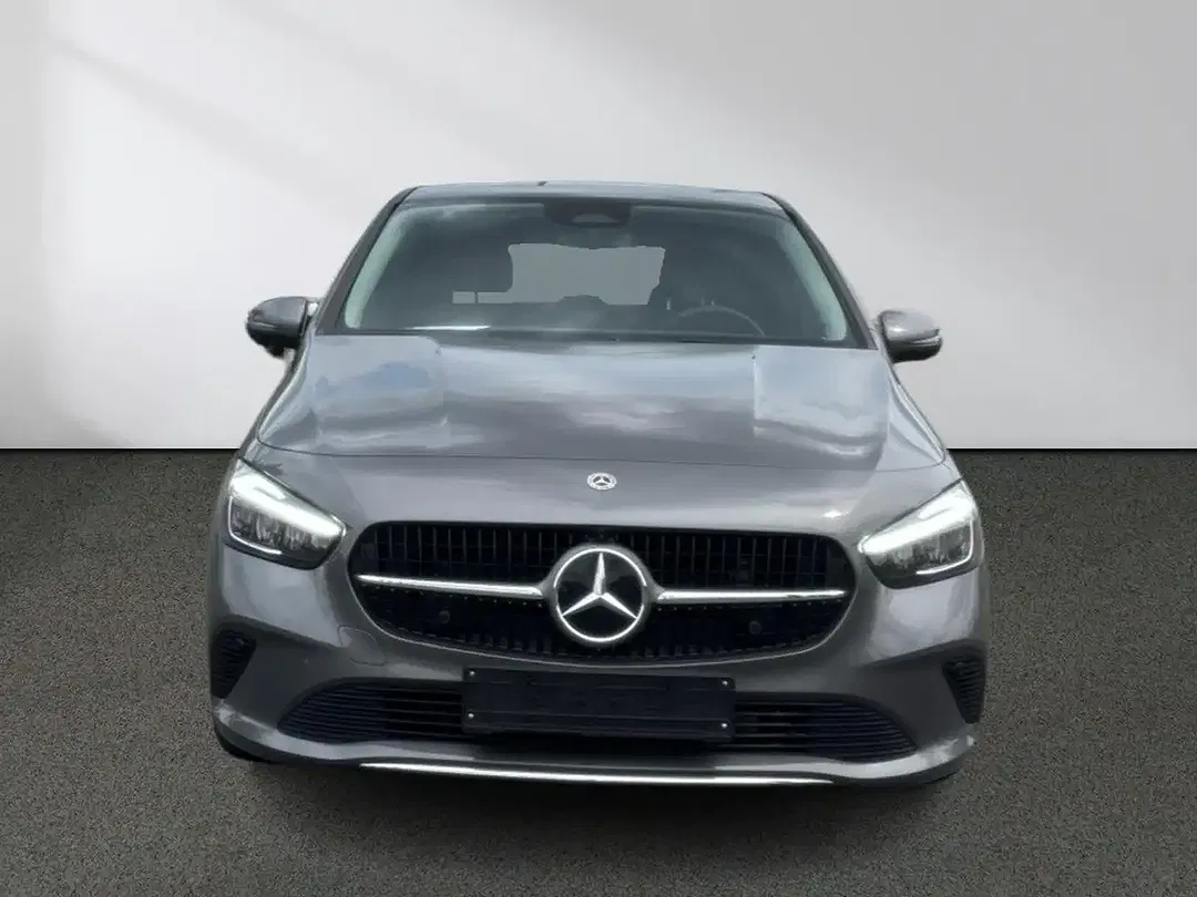 Mercedes-Benz B 200 - Thumbnail 4