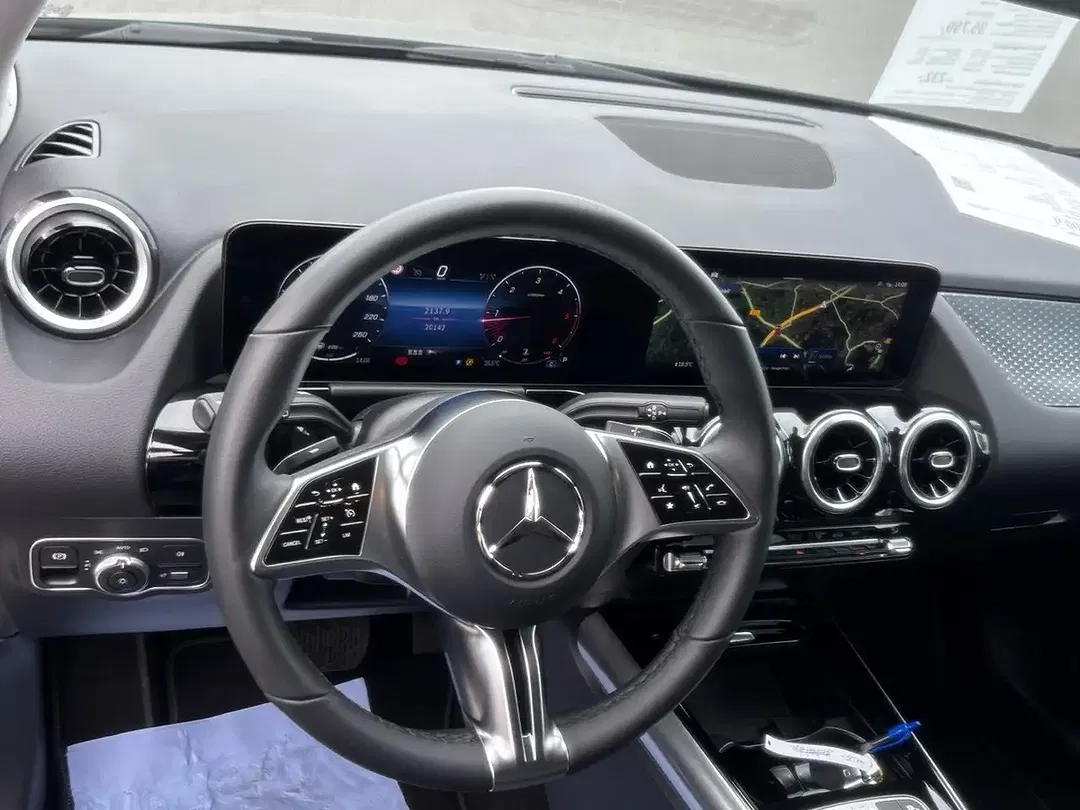 Mercedes-Benz B 200 - Thumbnail 8