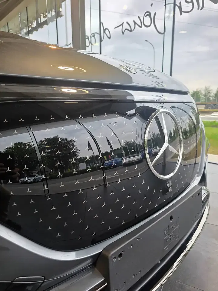 Mercedes-Benz EQE 300 Sport Edition - Thumbnail 8