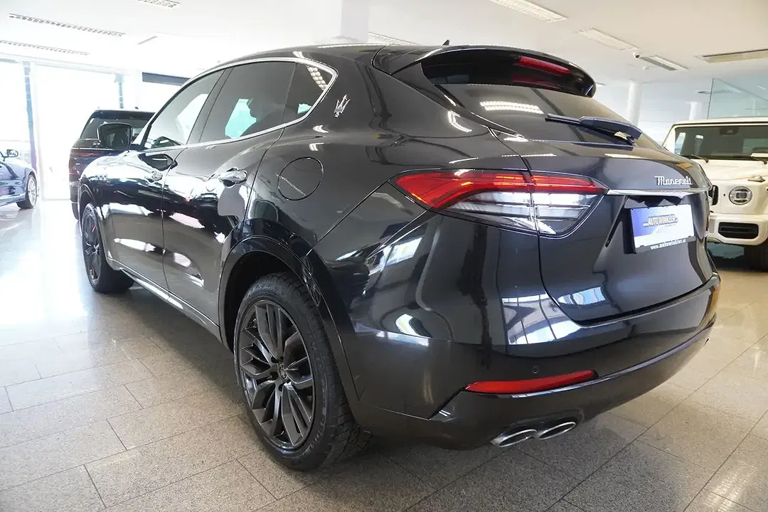 Maserati Levante Q4 GT - Thumbnail 4