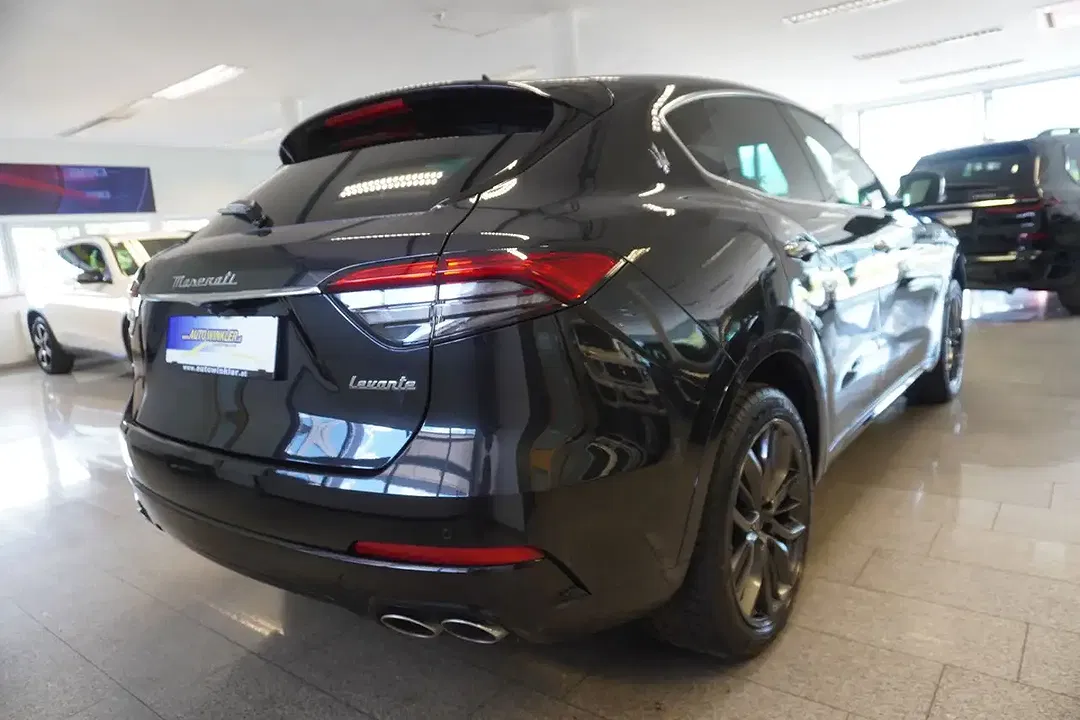 Maserati Levante Q4 GT - Thumbnail 5