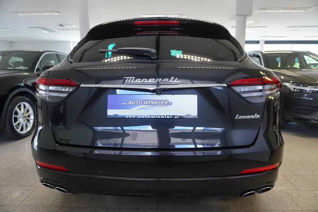 Maserati Levante Q4 GT - Thumbnail 6