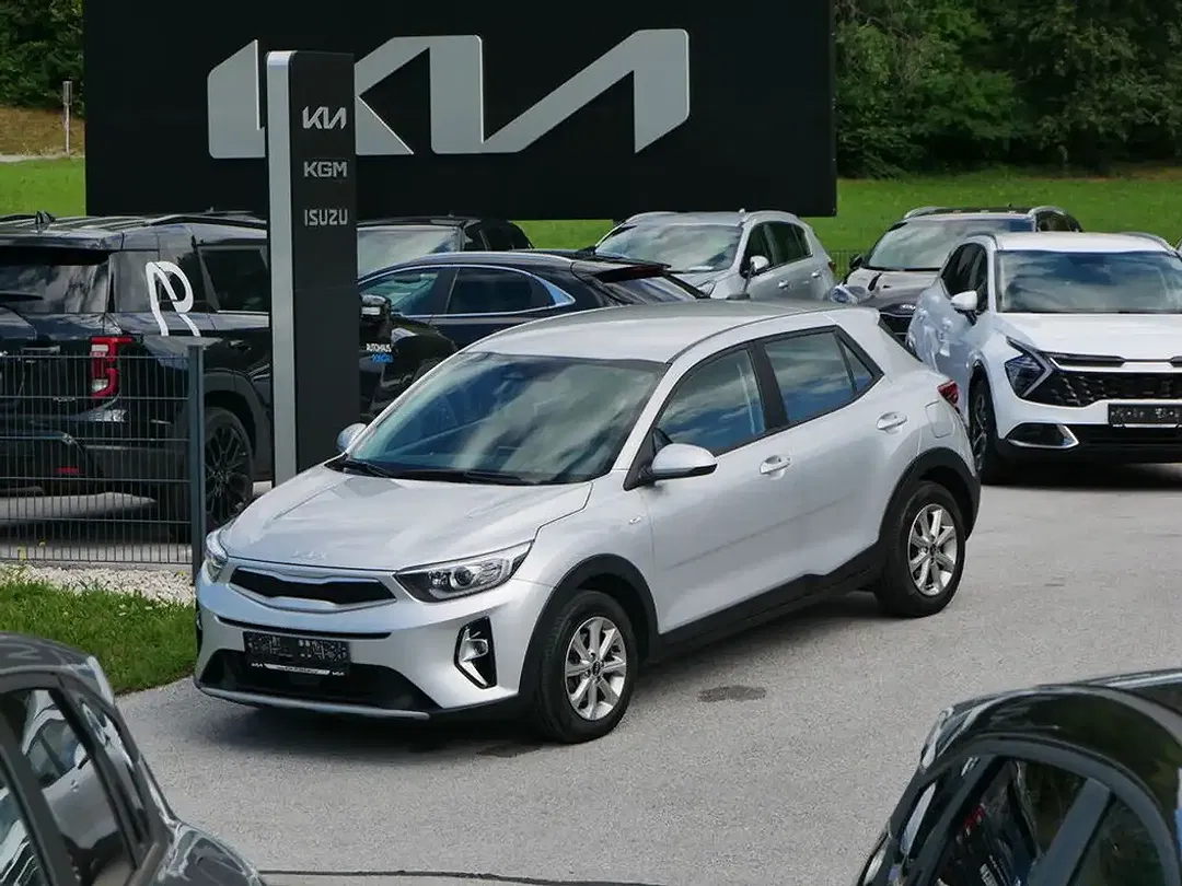 Kia Stonic 1.2 - Thumbnail 1