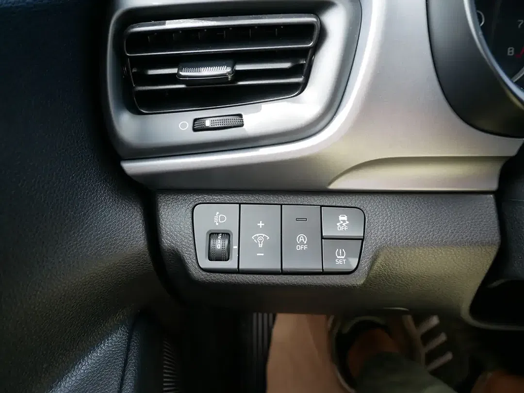 Kia Stonic 1.2 - Thumbnail 15