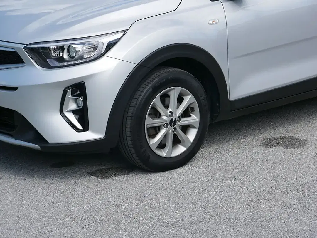 Kia Stonic 1.2 - Thumbnail 6