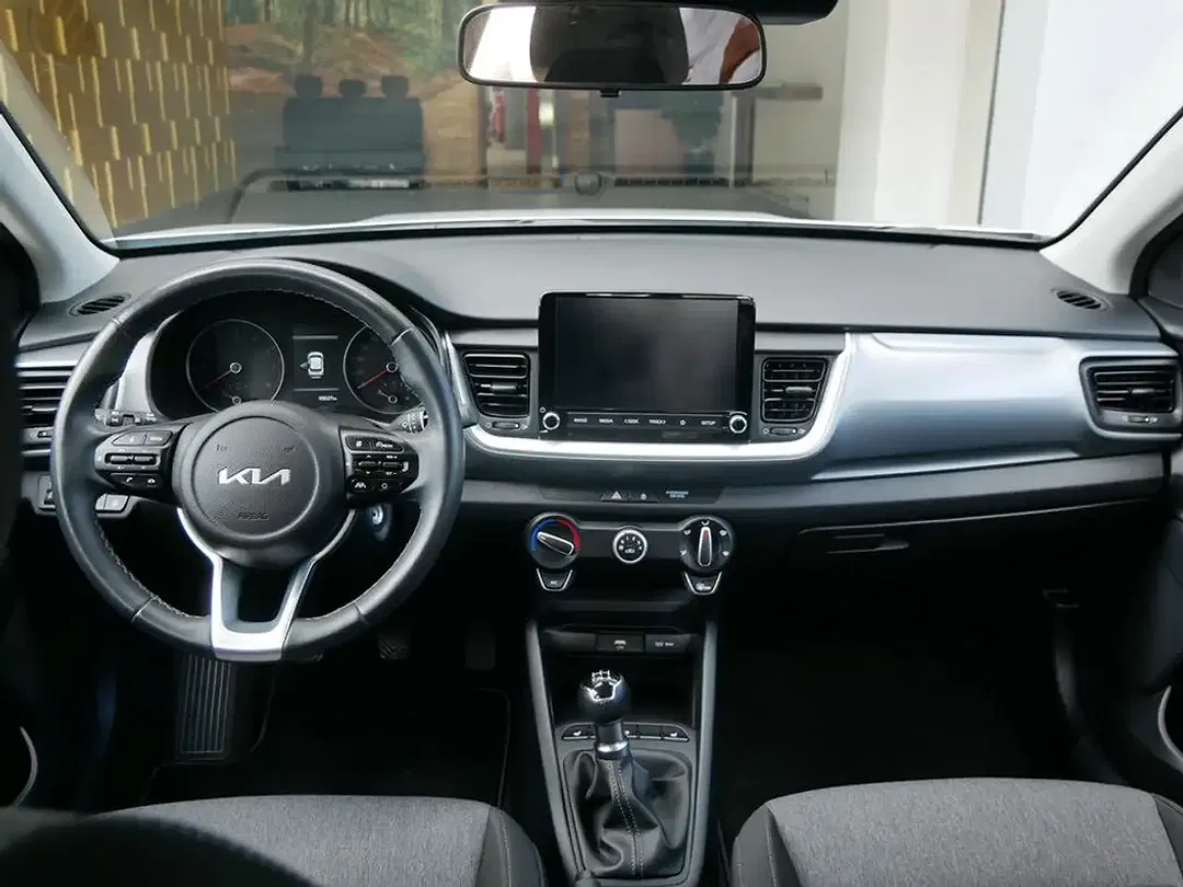 Kia Stonic 1.2 - Thumbnail 8