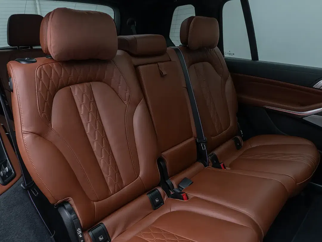 BMW X7 M Individual - Thumbnail 28