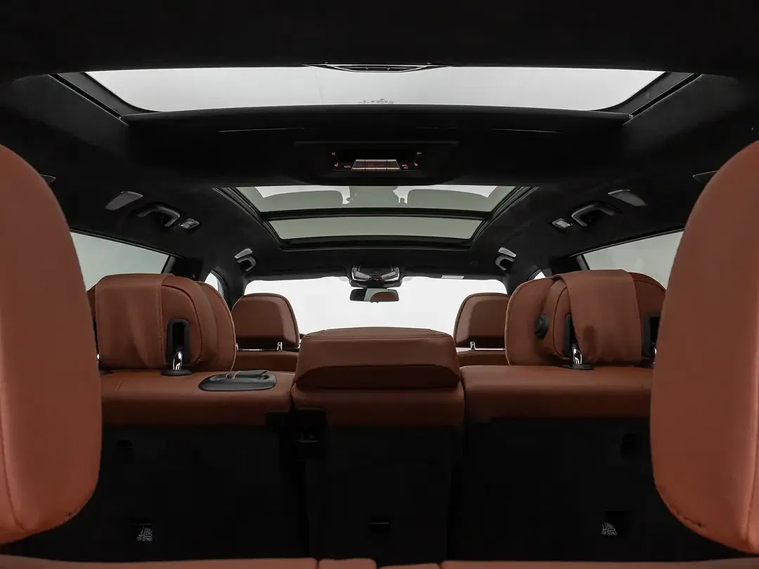 BMW X7 M Individual - Thumbnail 30