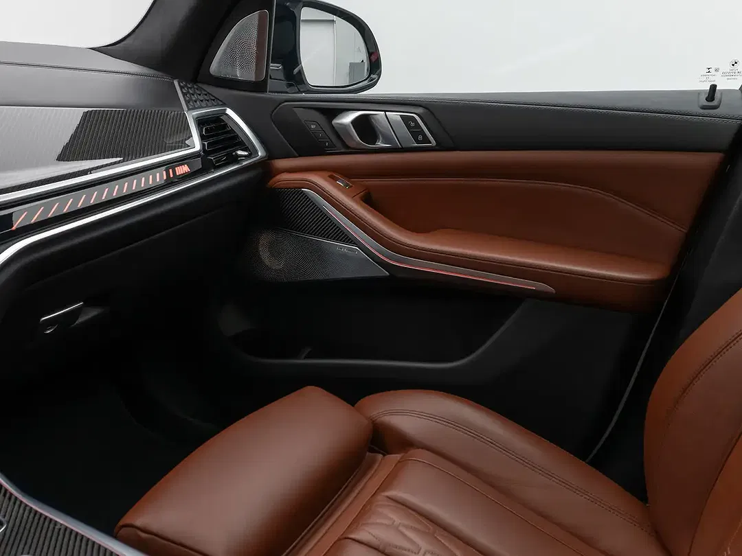 BMW X7 M Individual - Thumbnail 34