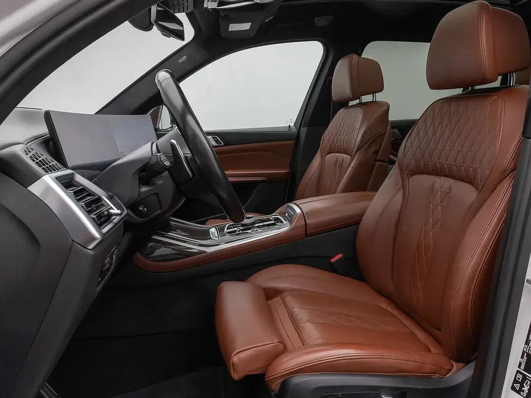 BMW X7 M Individual - Thumbnail 36