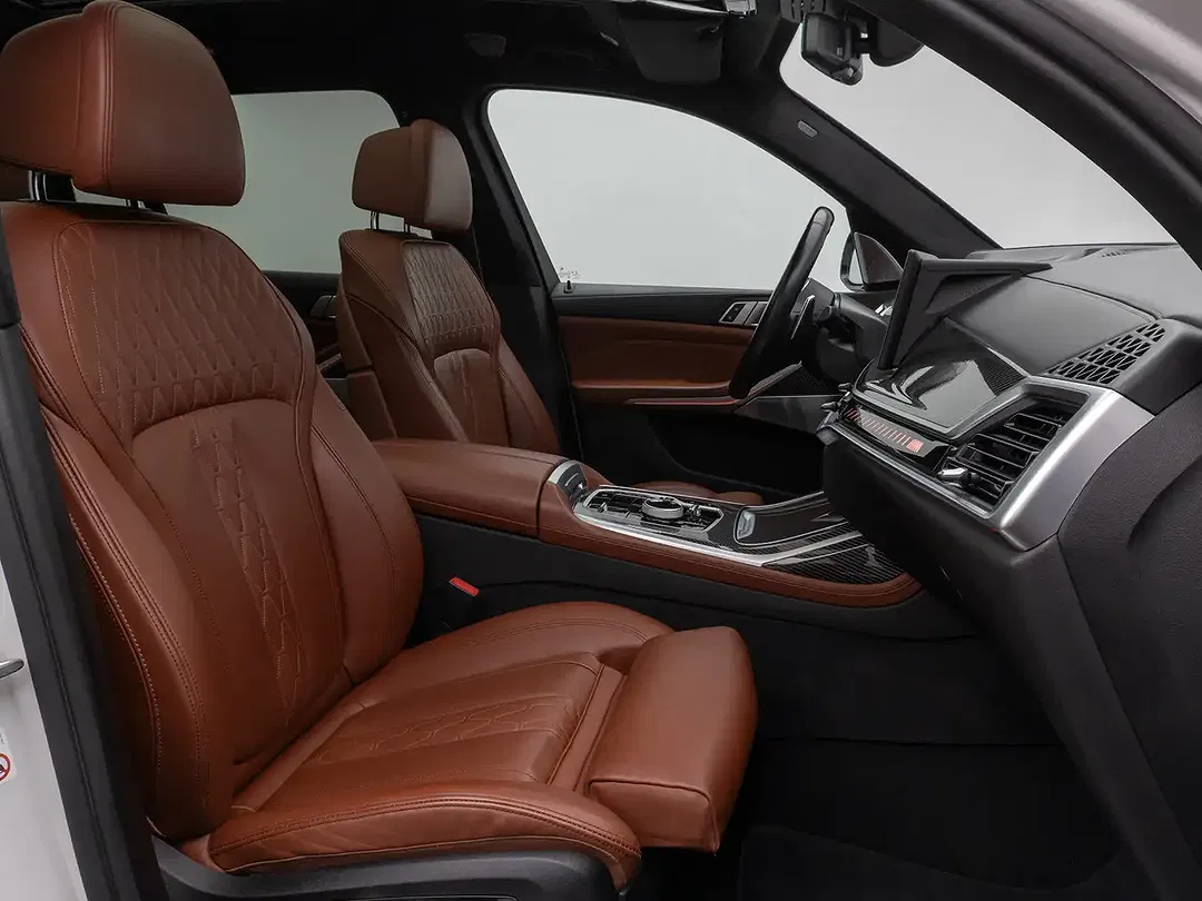 BMW X7 M Individual - Thumbnail 37