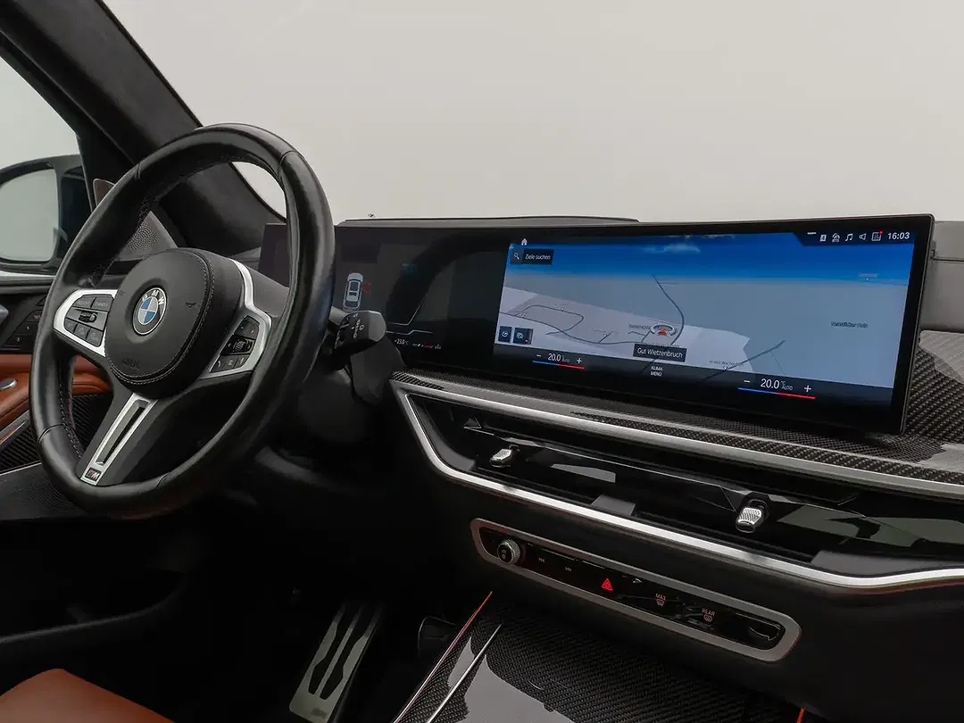 BMW X7 M Individual - Thumbnail 38
