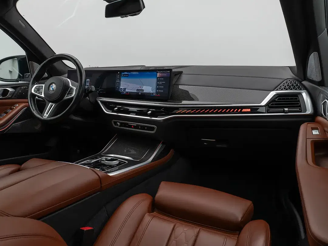 BMW X7 M Individual - Thumbnail 41