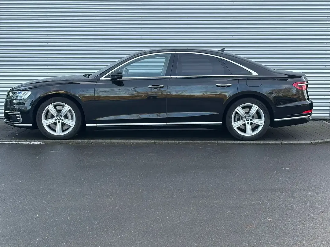 Audi A8 60 TFSI e - Thumbnail 4