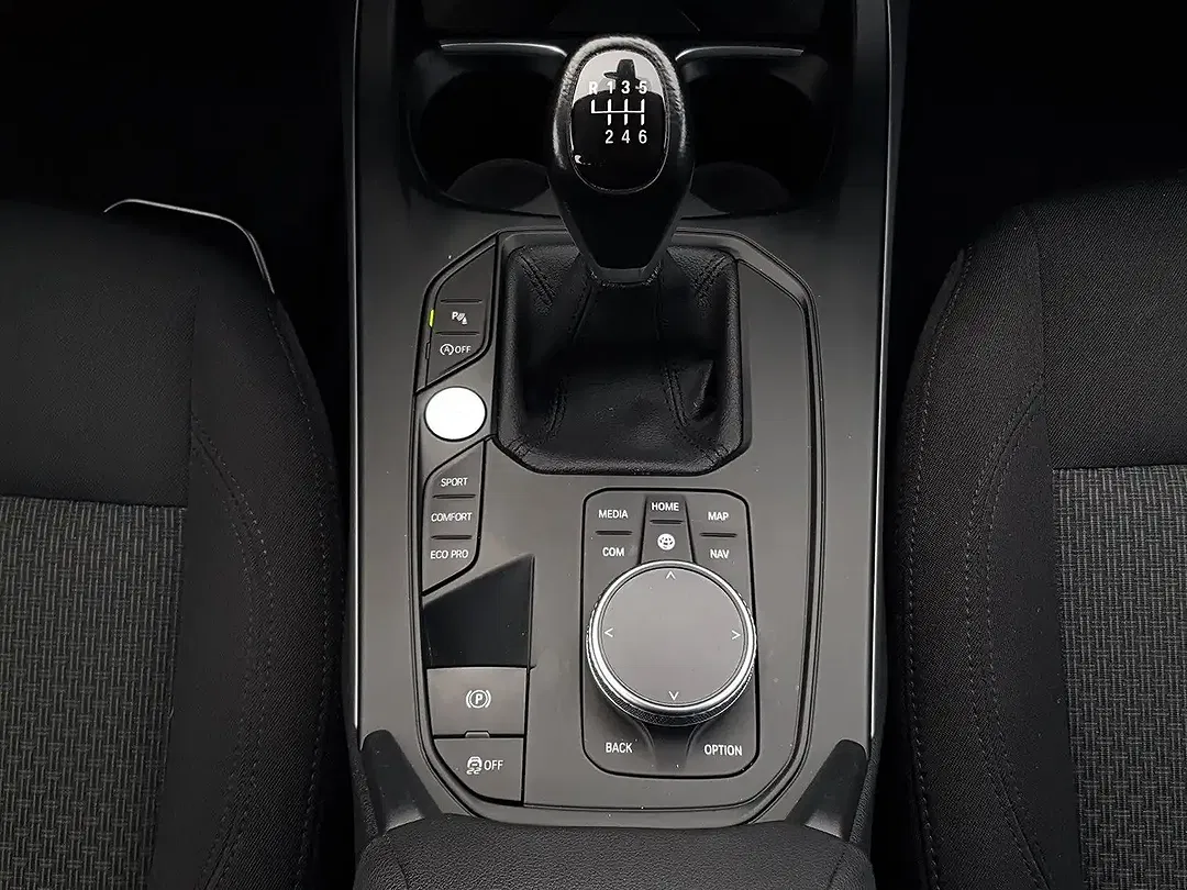 BMW 118 Advantage - foto 8