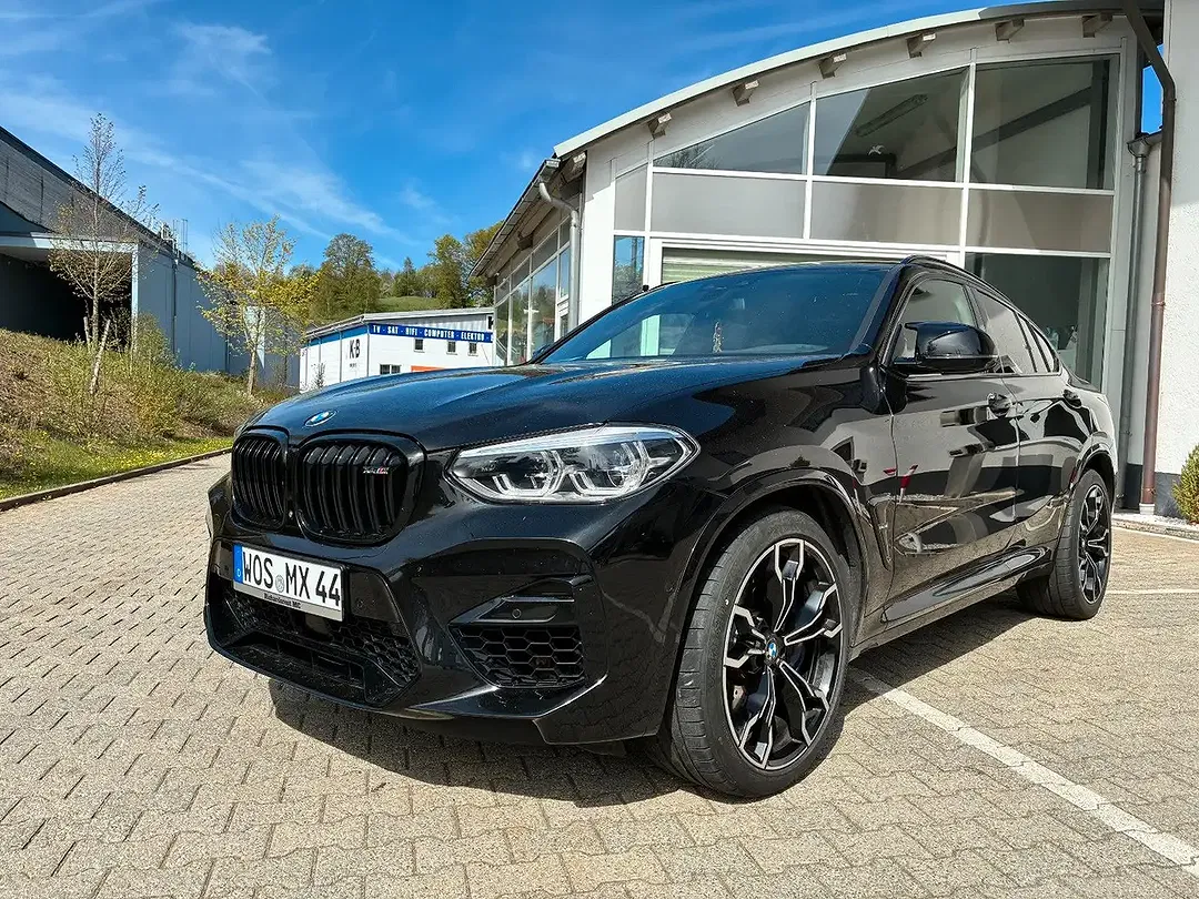 BMW X4 M Competition - foto 1