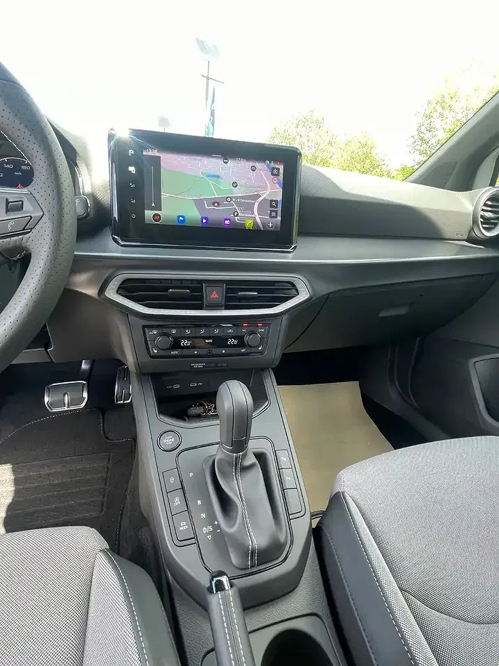 SEAT Arona 1.0 TSI FR Black Edition - Thumbnail 15