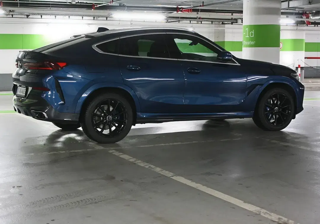 BMW X6 Hybrid xDrive M Sport - Thumbnail 3