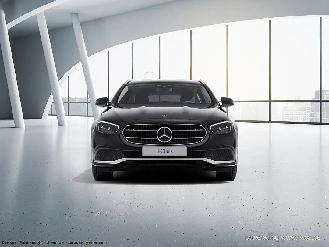 Mercedes-Benz E 400 4MATIC - Thumbnail 2