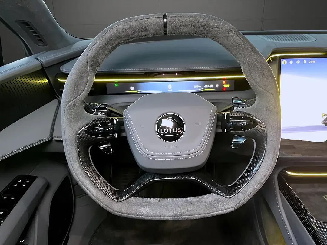 Lotus Emeya S - Thumbnail 8