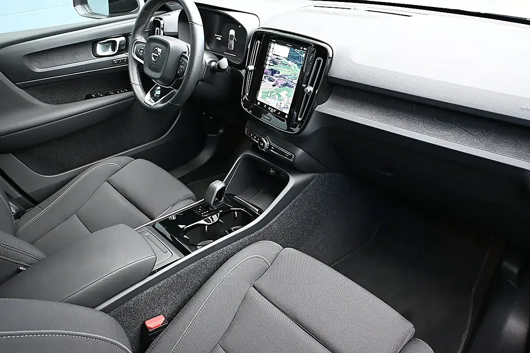 Volvo C40 Recharge Ultimate - Thumbnail 5
