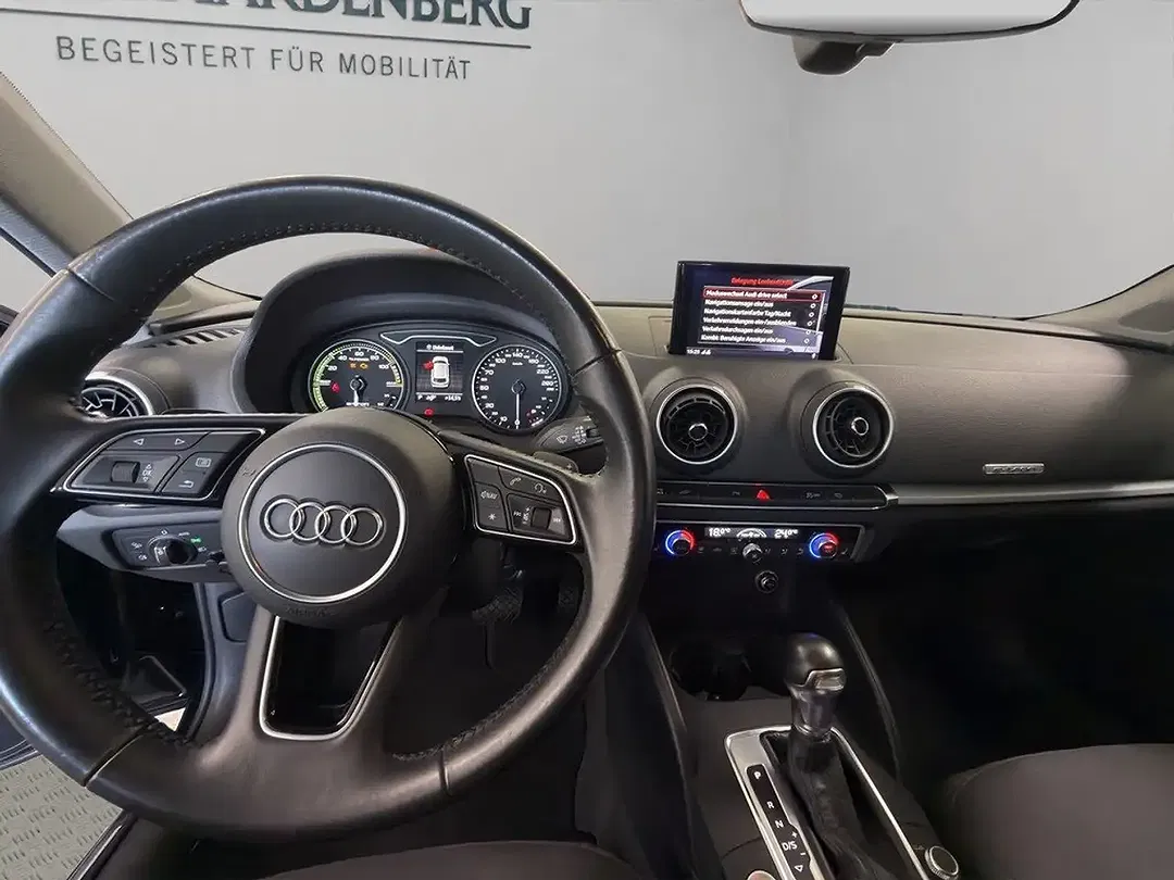 Audi A3 40 e-tron Sportback - Thumbnail 14