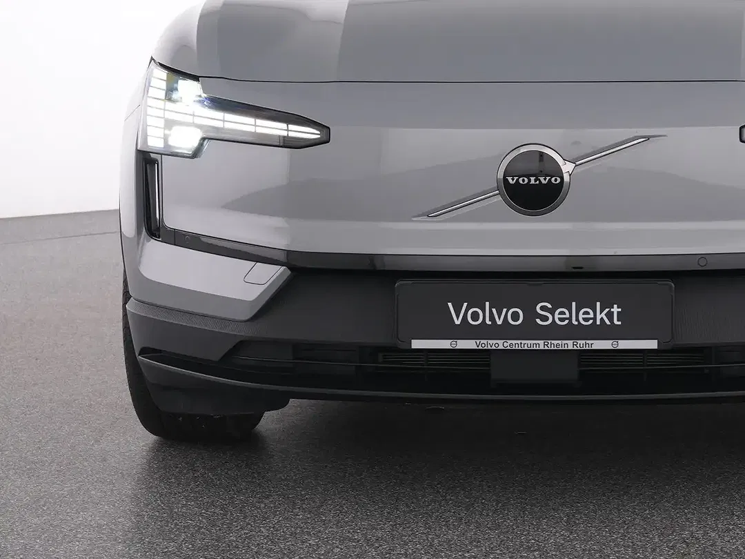 Volvo EX30 EV Plus - Thumbnail 17