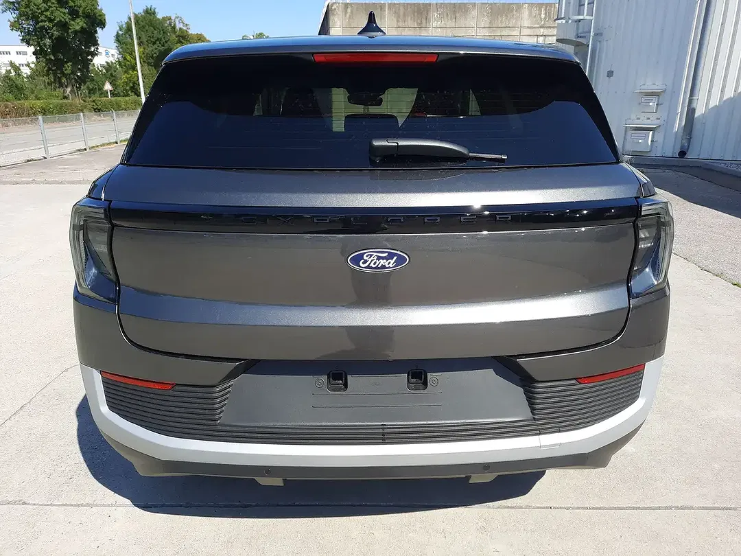 Ford Explorer Style - Thumbnail 10