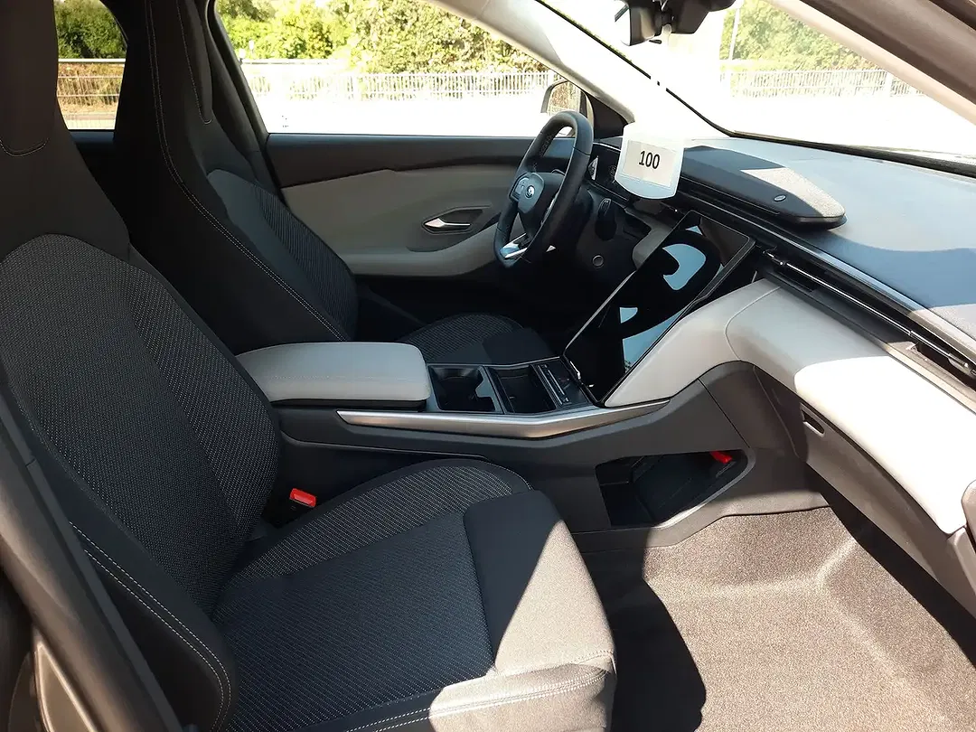 Ford Explorer Style - Thumbnail 14