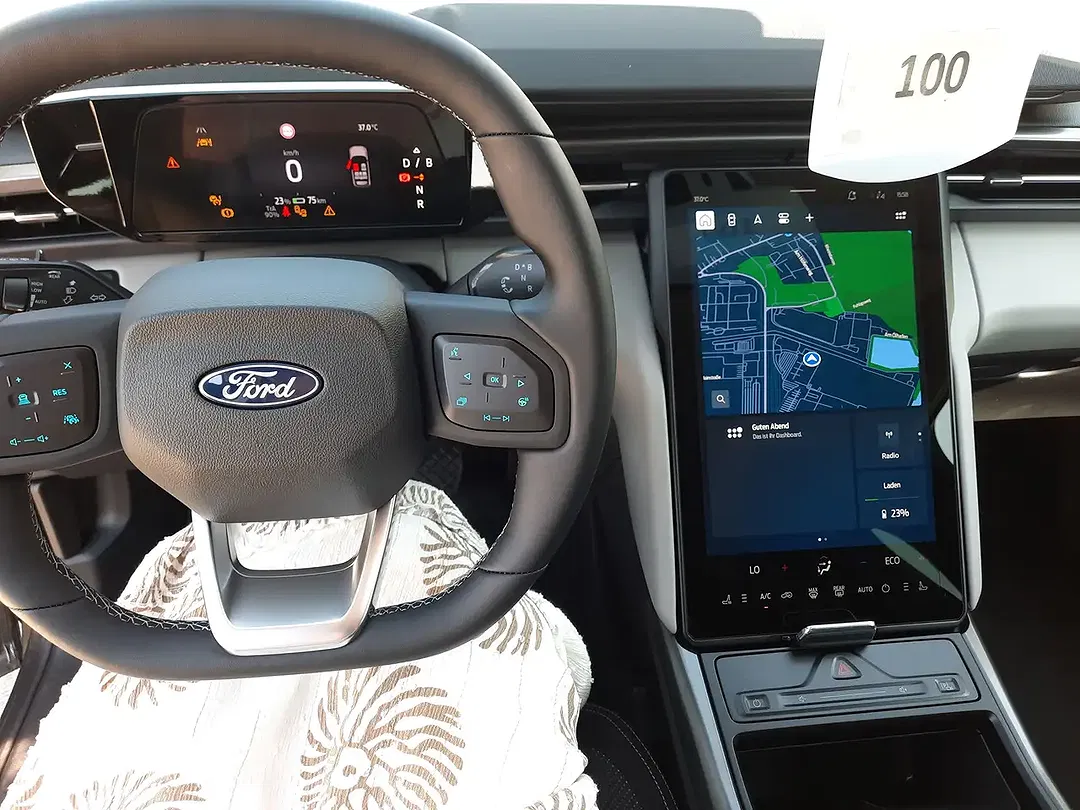 Ford Explorer Style - Thumbnail 16