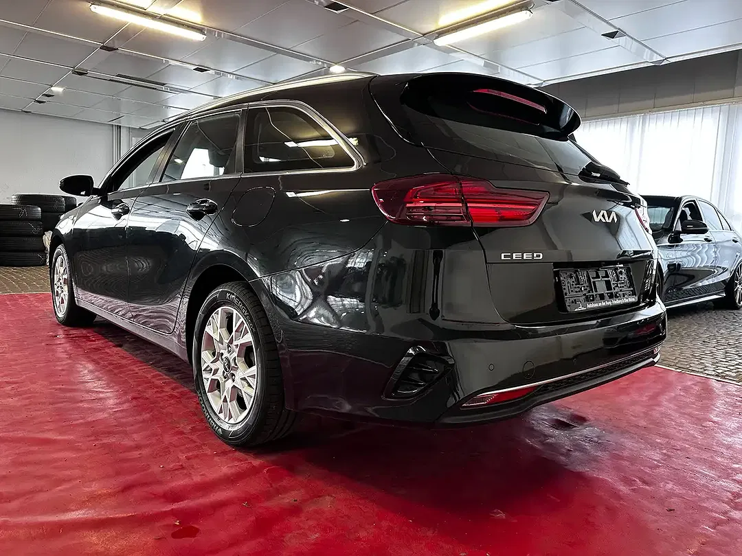 Kia Ceed SW / cee'd SW Vision - Thumbnail 5