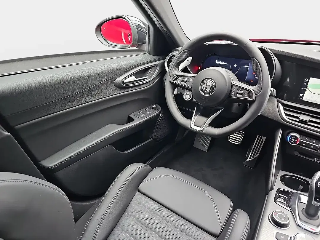 Alfa Romeo Giulia 2.2 16V Diesel Q4 Veloce - Thumbnail 8