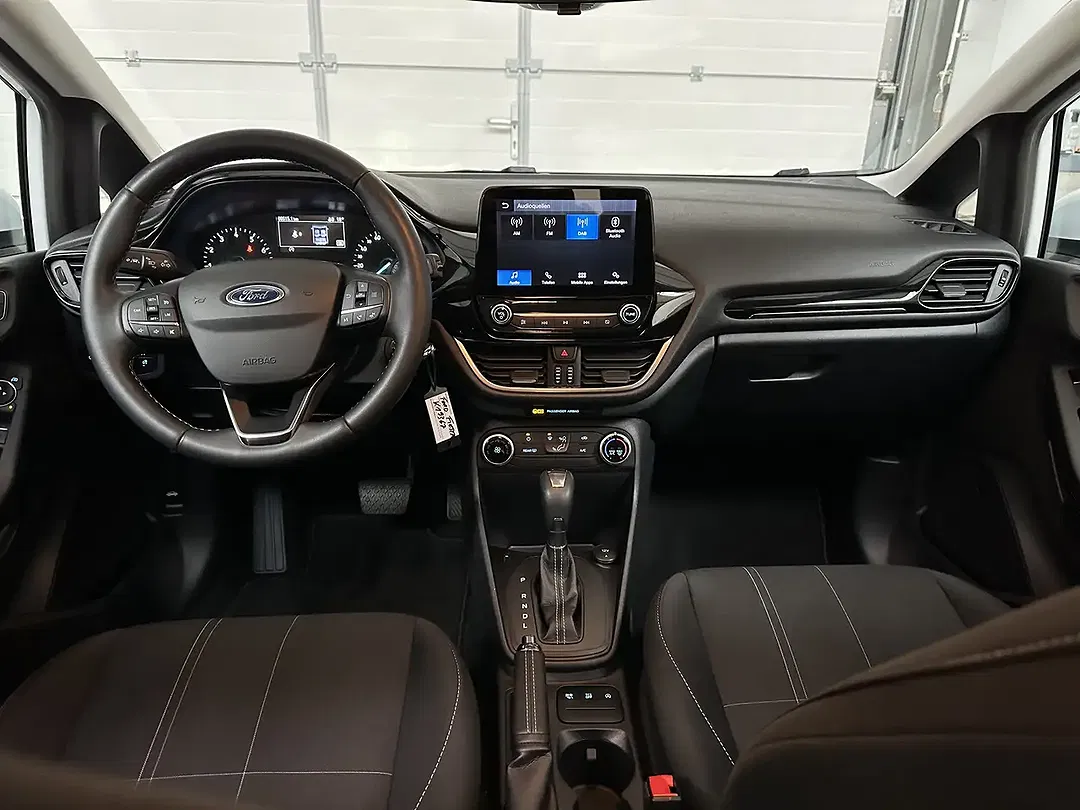 Ford Fiesta Cool & Connect - Thumbnail 9
