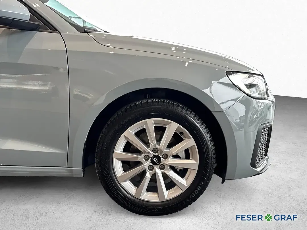 Audi A1 30 TFSI - Thumbnail 3