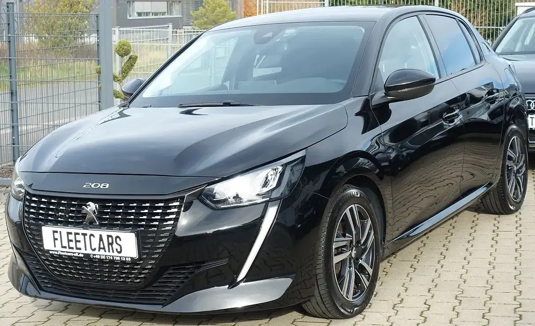 Peugeot 208 Allure - foto 1