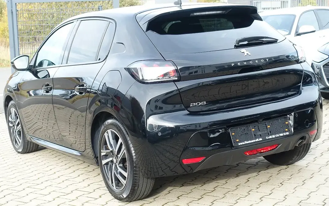 Peugeot 208 Allure - Thumbnail 3