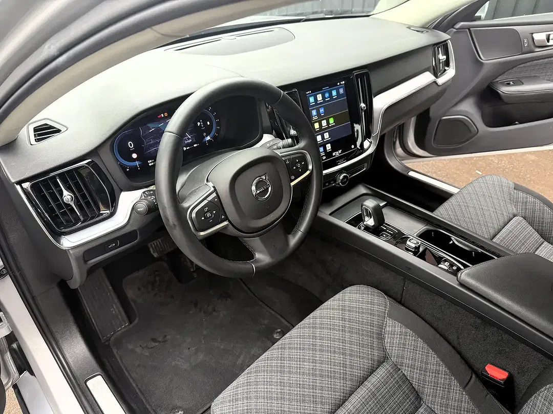 Volvo S60 2.0 MHEV Core - Thumbnail 12