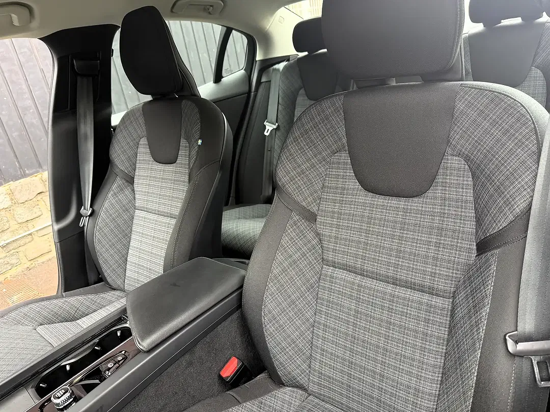 Volvo S60 2.0 MHEV Core - Thumbnail 13