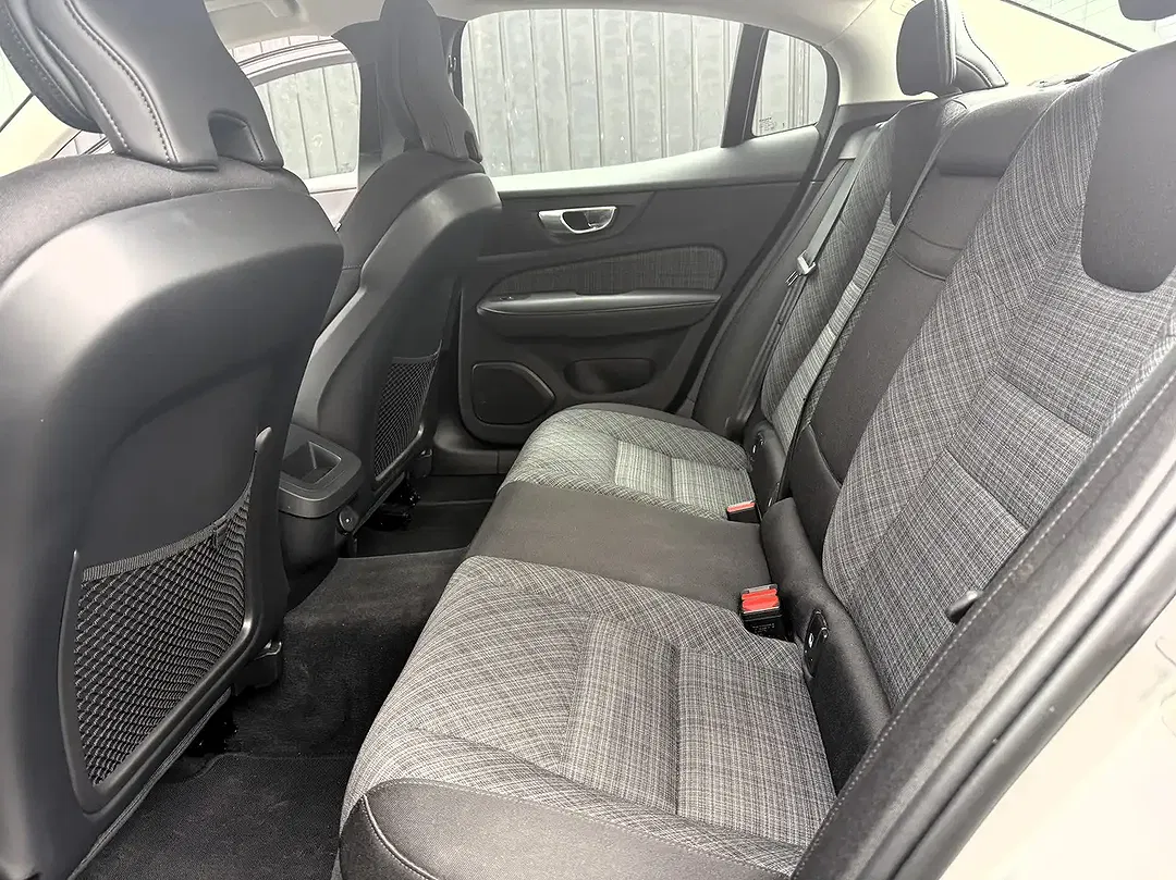 Volvo S60 2.0 MHEV Core - Thumbnail 14