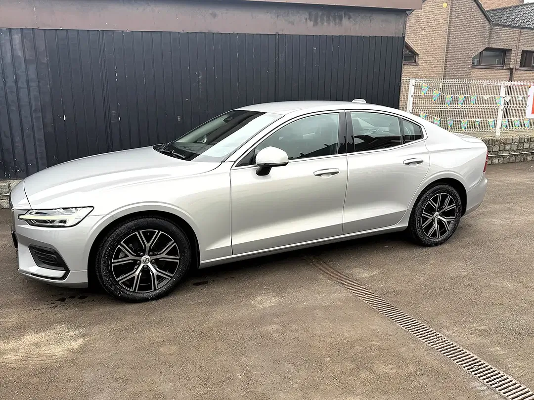 Volvo S60 2.0 MHEV Core - Thumbnail 4