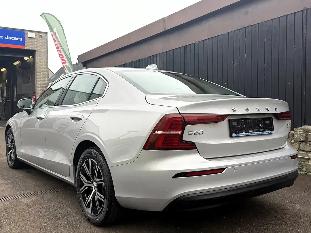 Volvo S60 2.0 MHEV Core - Thumbnail 7