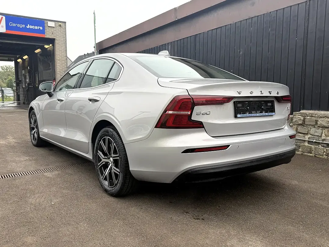 Volvo S60 2.0 MHEV Core - Thumbnail 8