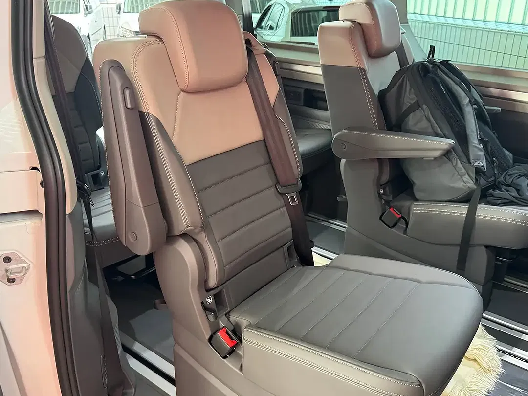 Volkswagen T7 Multivan eHybrid 4Motion Edition - Thumbnail 10