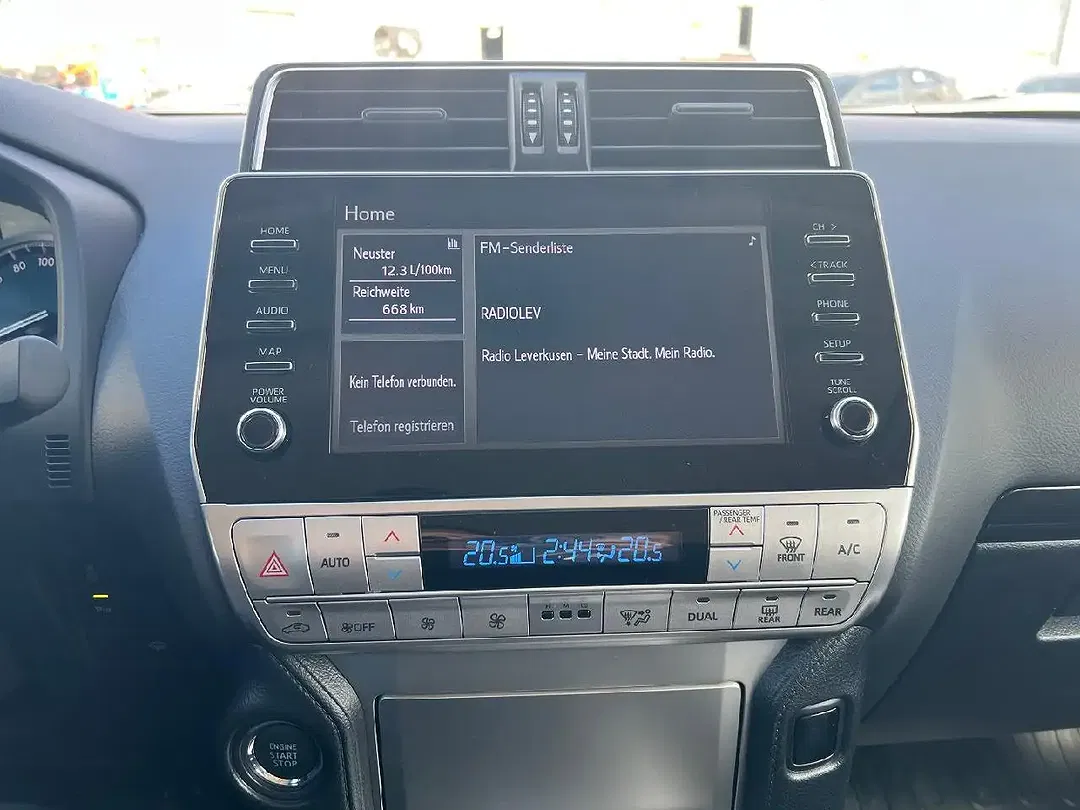 Toyota Land Cruiser 2.8 4x4 Comfort - Thumbnail 10