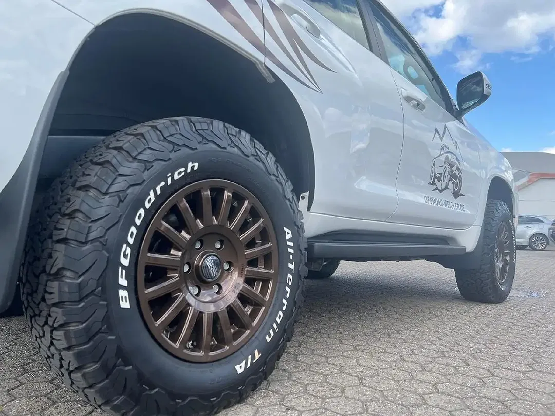 Toyota Land Cruiser 2.8 4x4 Comfort - Thumbnail 11