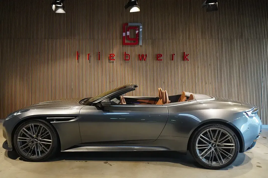 Aston Martin DB12 4.0 V8 Volante - foto 15