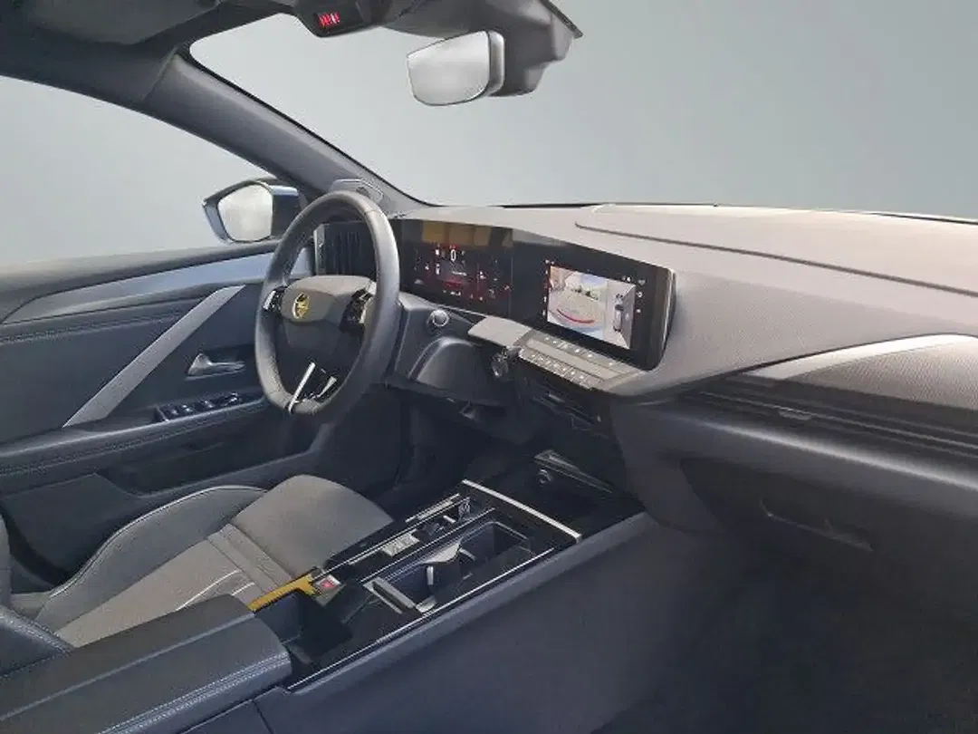 Opel Astra GS - Thumbnail 11